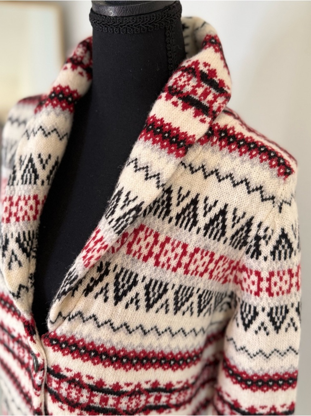 Vintage Fair Isle Cardigan Medium Red Cream Nordic Knit Button Sweater - Picture 6 of 11